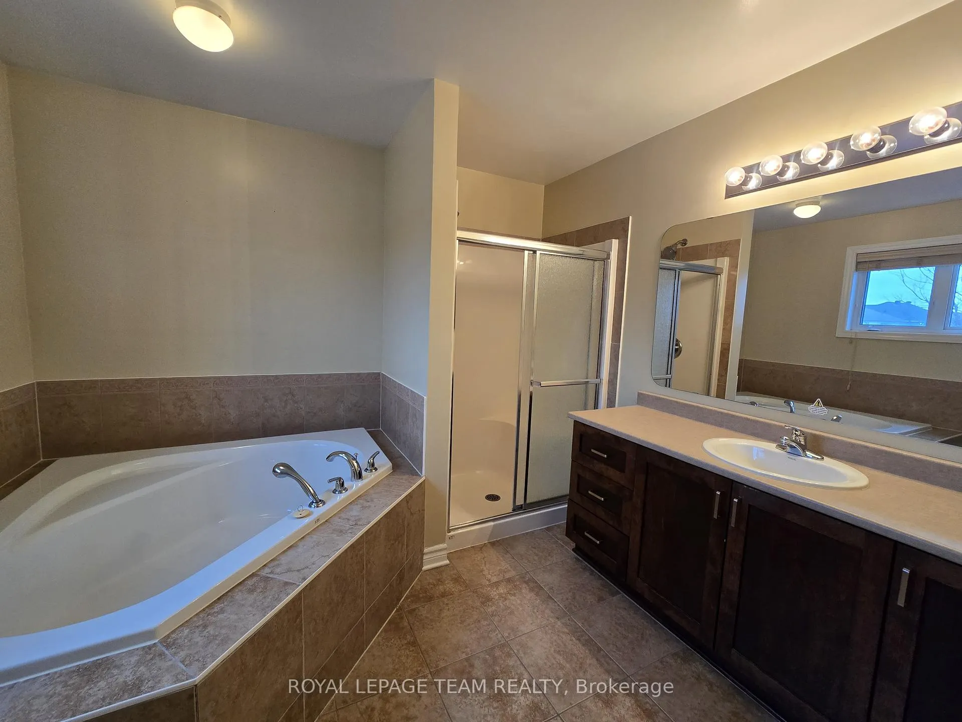 Photo 26 of 142 Hillman Marsh Way, Ottawa, Blossom Park/Kemp Park/Findlay Creek — HOMEH