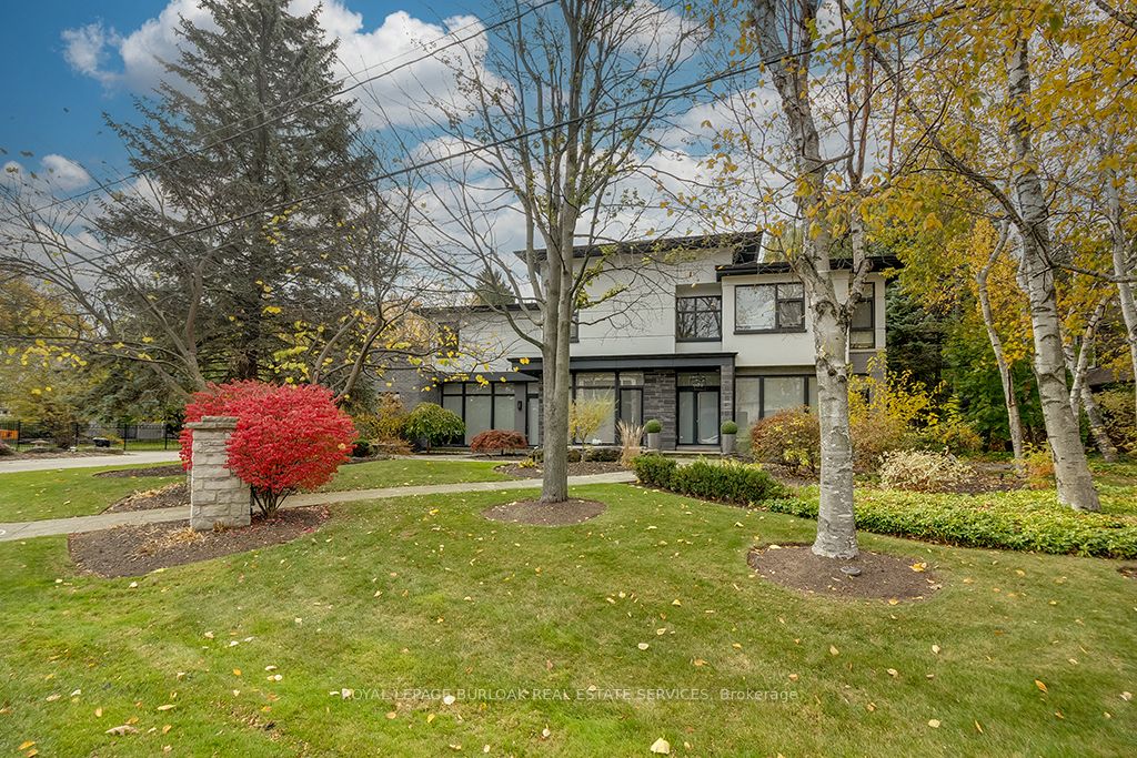 Photo 42 of 136 Avondale Court, Burlington, Shoreacres — HOMEH