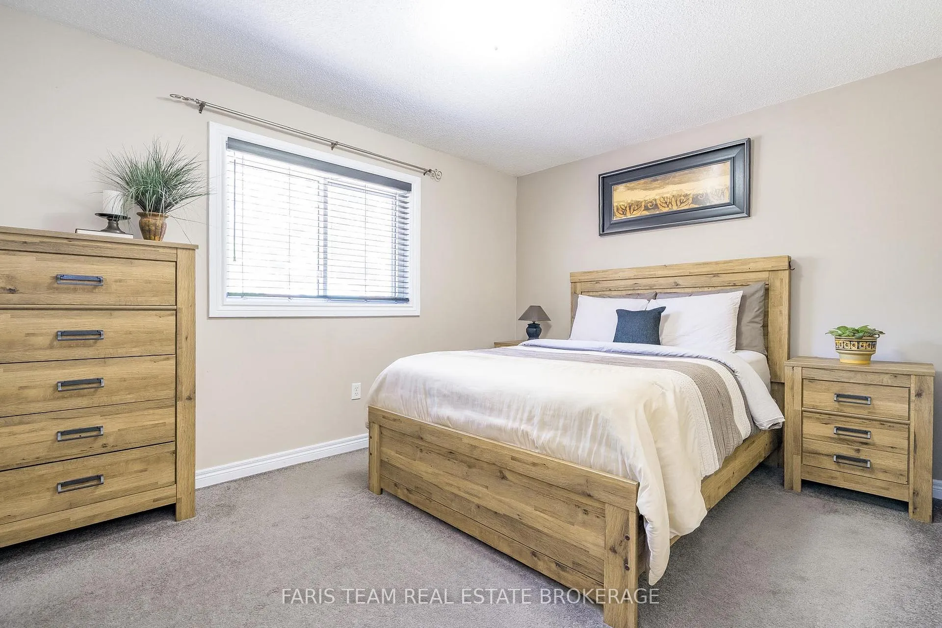 Photo 77 of 290 Edgehill Drive, Barrie, Sandy Hollow — HOMEH