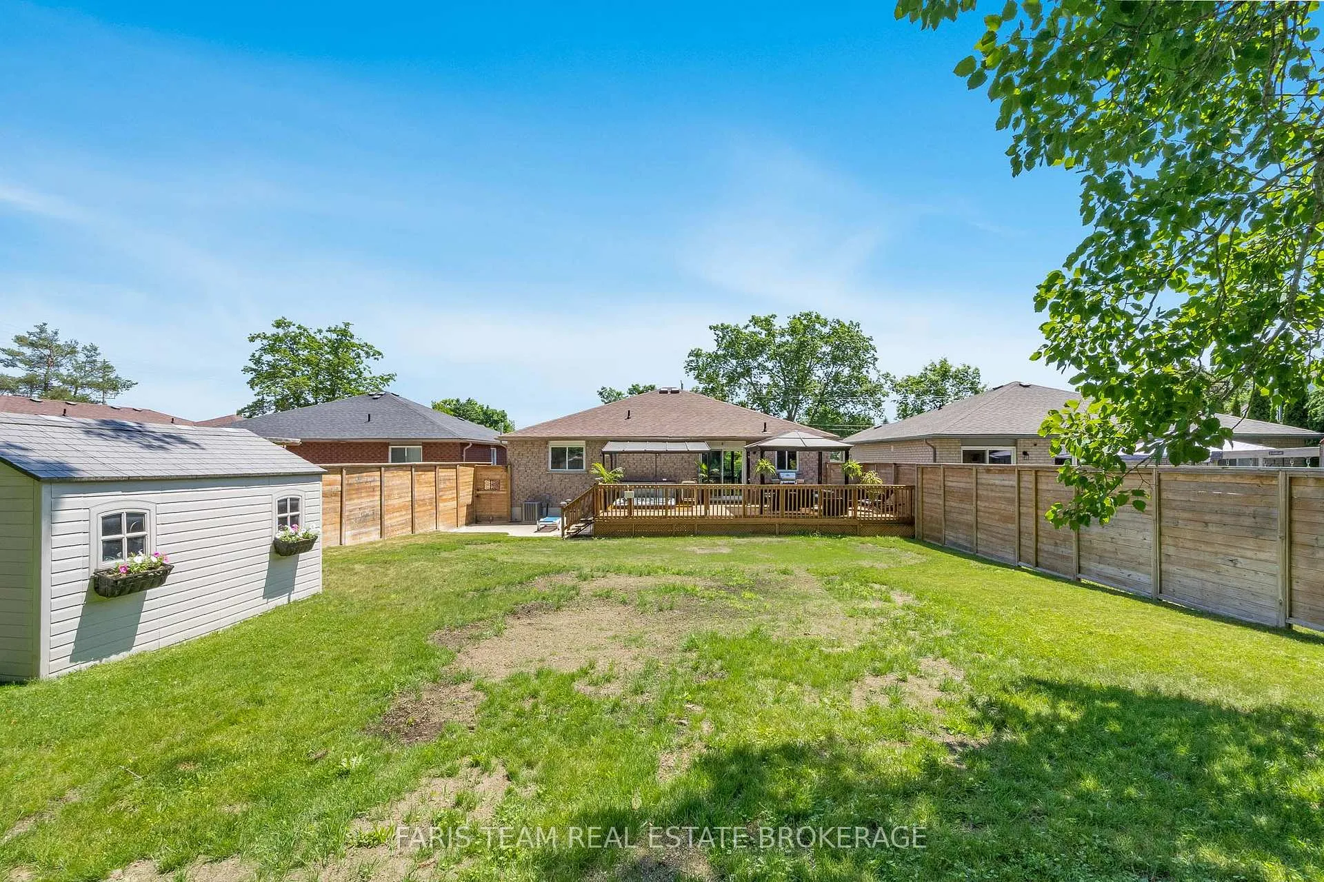 Photo 159 of 290 Edgehill Drive, Barrie, Sandy Hollow — HOMEH