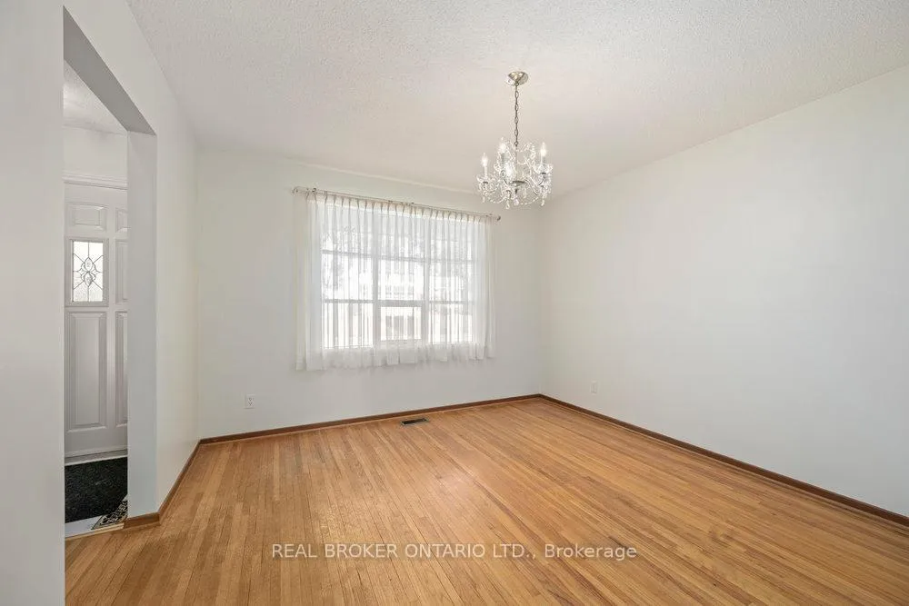 Photo 33 of 60 Westpark Drive, Ottawa, Blackburn Hamlet — HOMEH