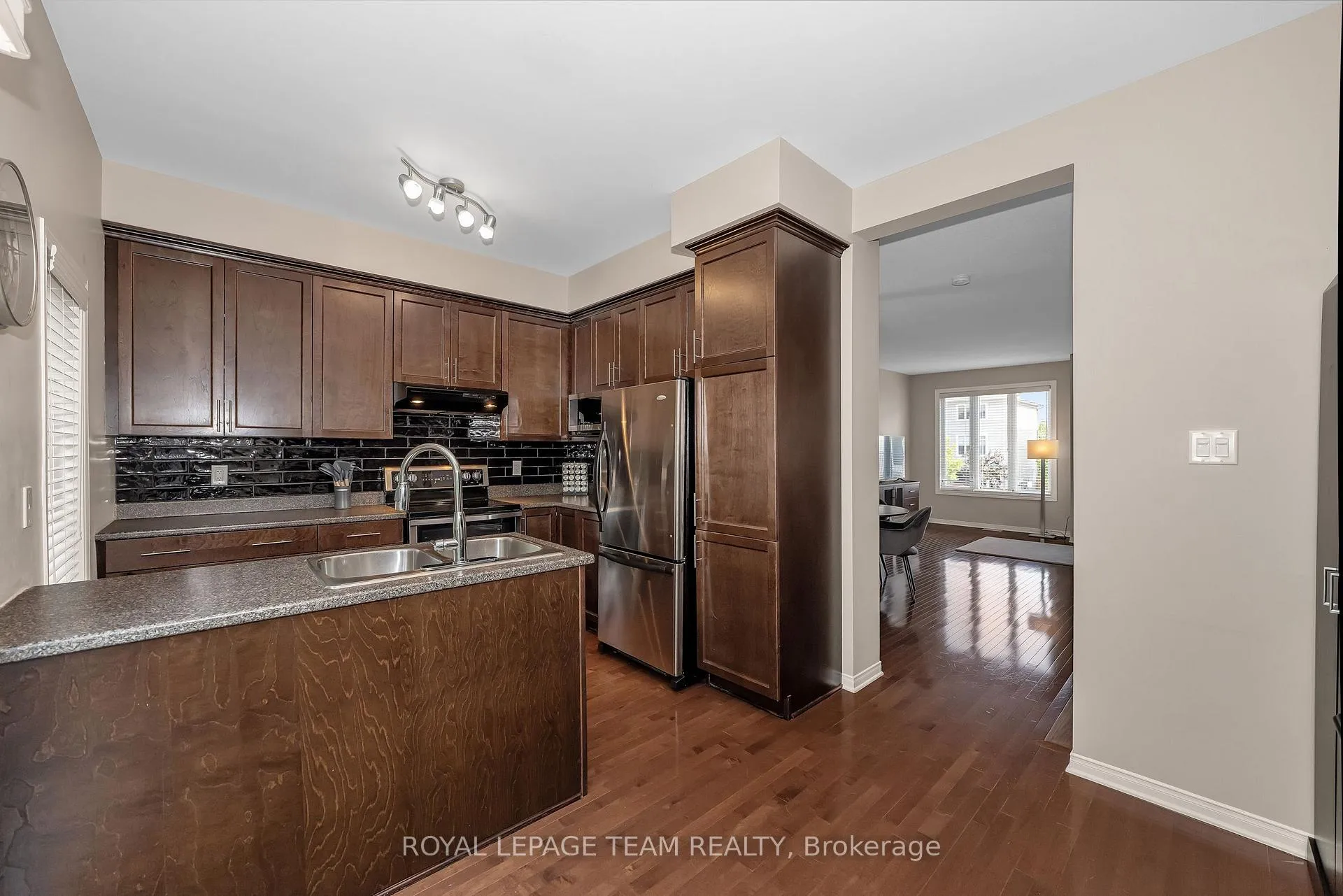 Photo 84 of 64 Songbird Private, Ottawa, Westcliffe Estates — HOMEH