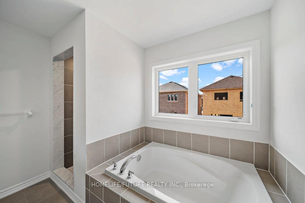 Photo 24 of 125 Baker Street, Thorold, Thorold Downtown — HOMEH