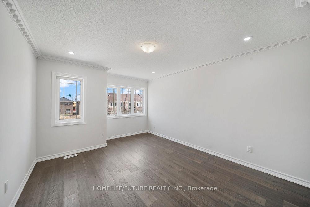 Photo 28 of 125 Baker Street, Thorold, Thorold Downtown — HOMEH