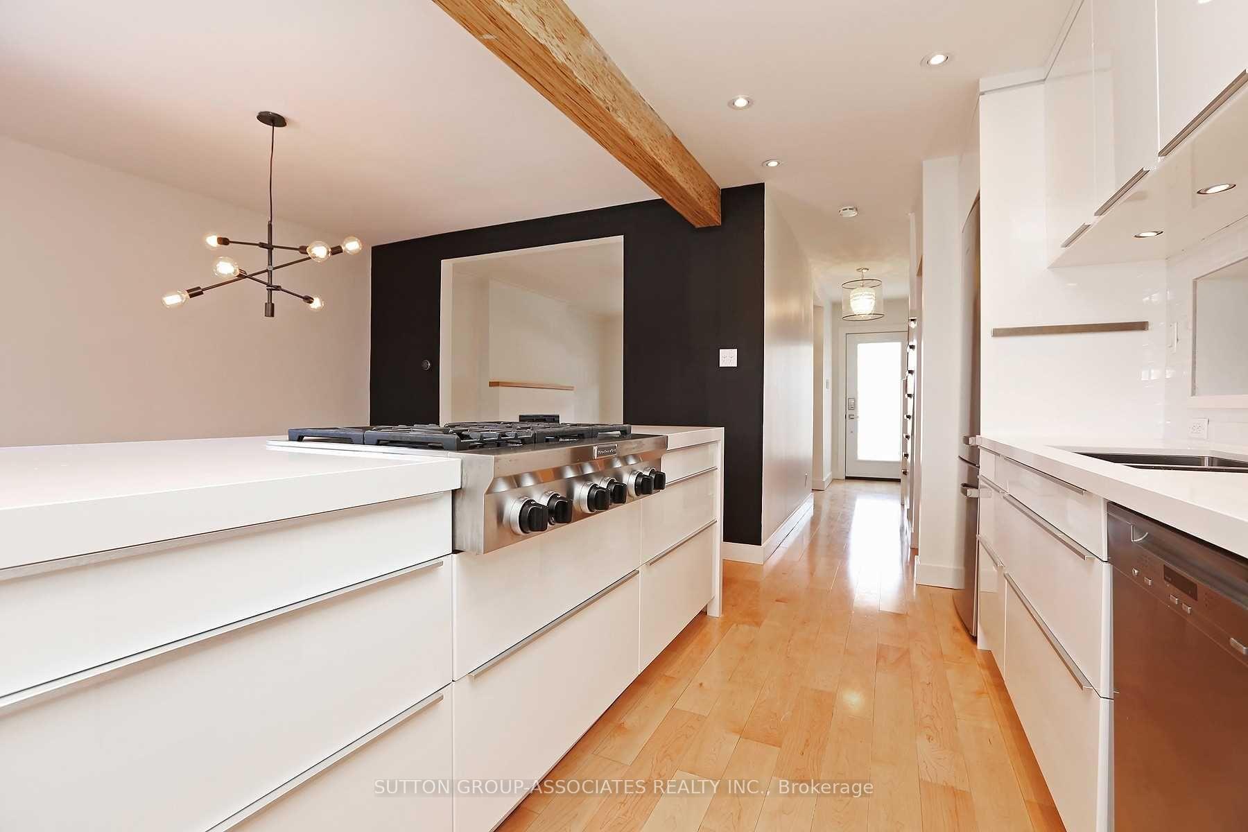 Photo 3 of 318 Brock Avenue, Toronto, Dufferin Grove — HOMEH