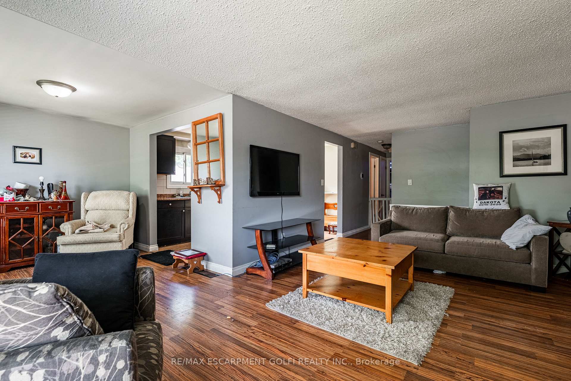 Photo 6 of 13 Keefer Road, Thorold, Confederation Heights — HOMEH