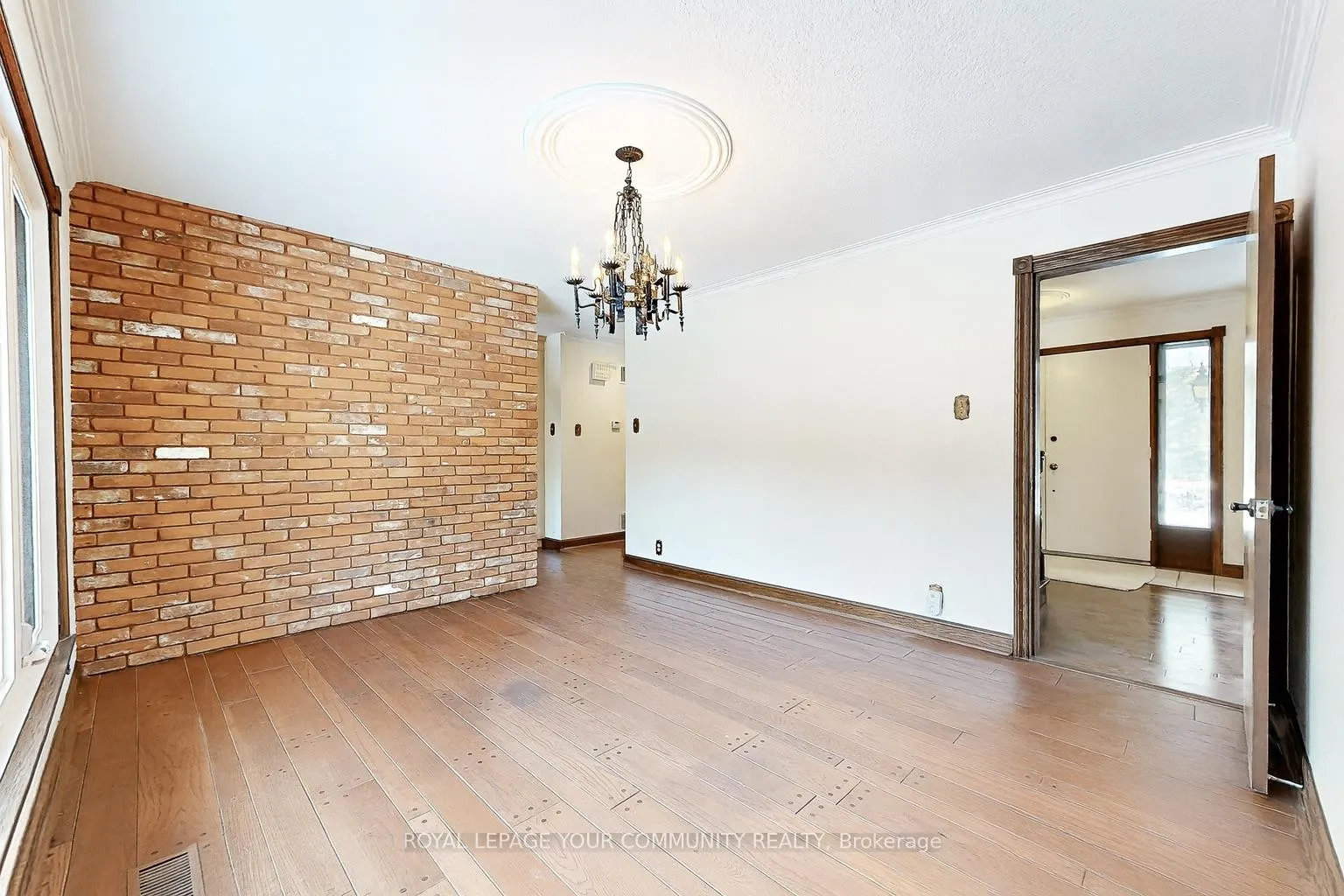 Photo 39 of 231 Ridge Road, Aurora, Aurora Estates — HOMEH