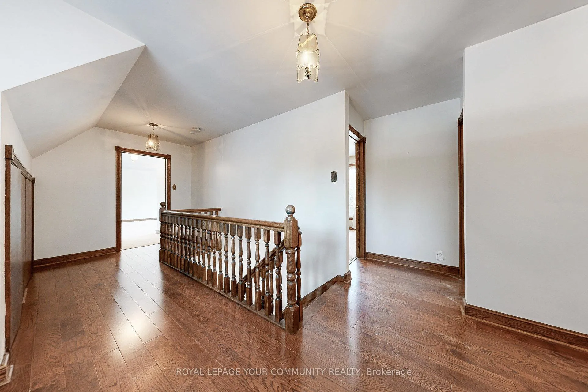 Photo 112 of 231 Ridge Road, Aurora, Aurora Estates — HOMEH