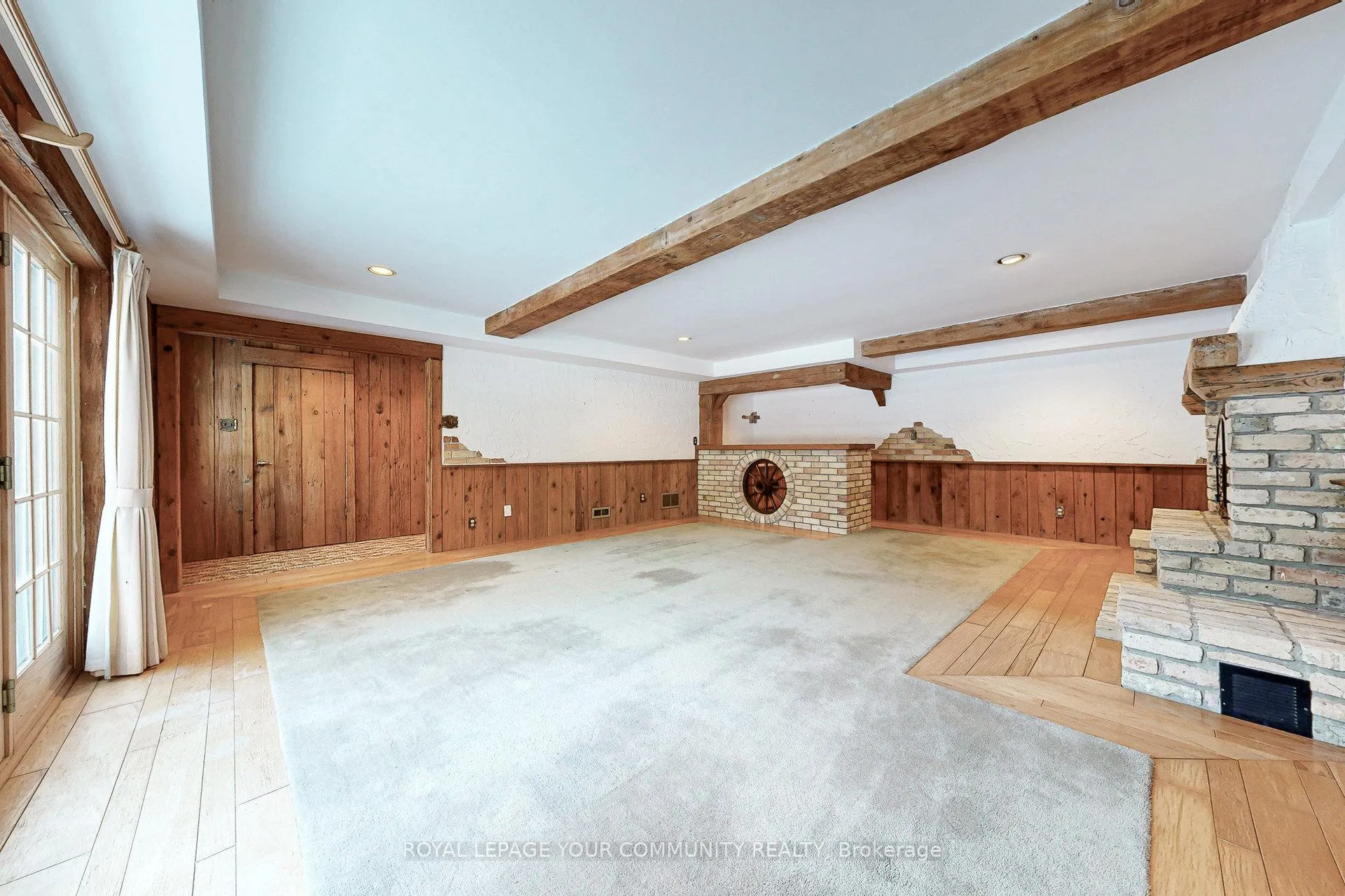 Photo 198 of 231 Ridge Road, Aurora, Aurora Estates — HOMEH