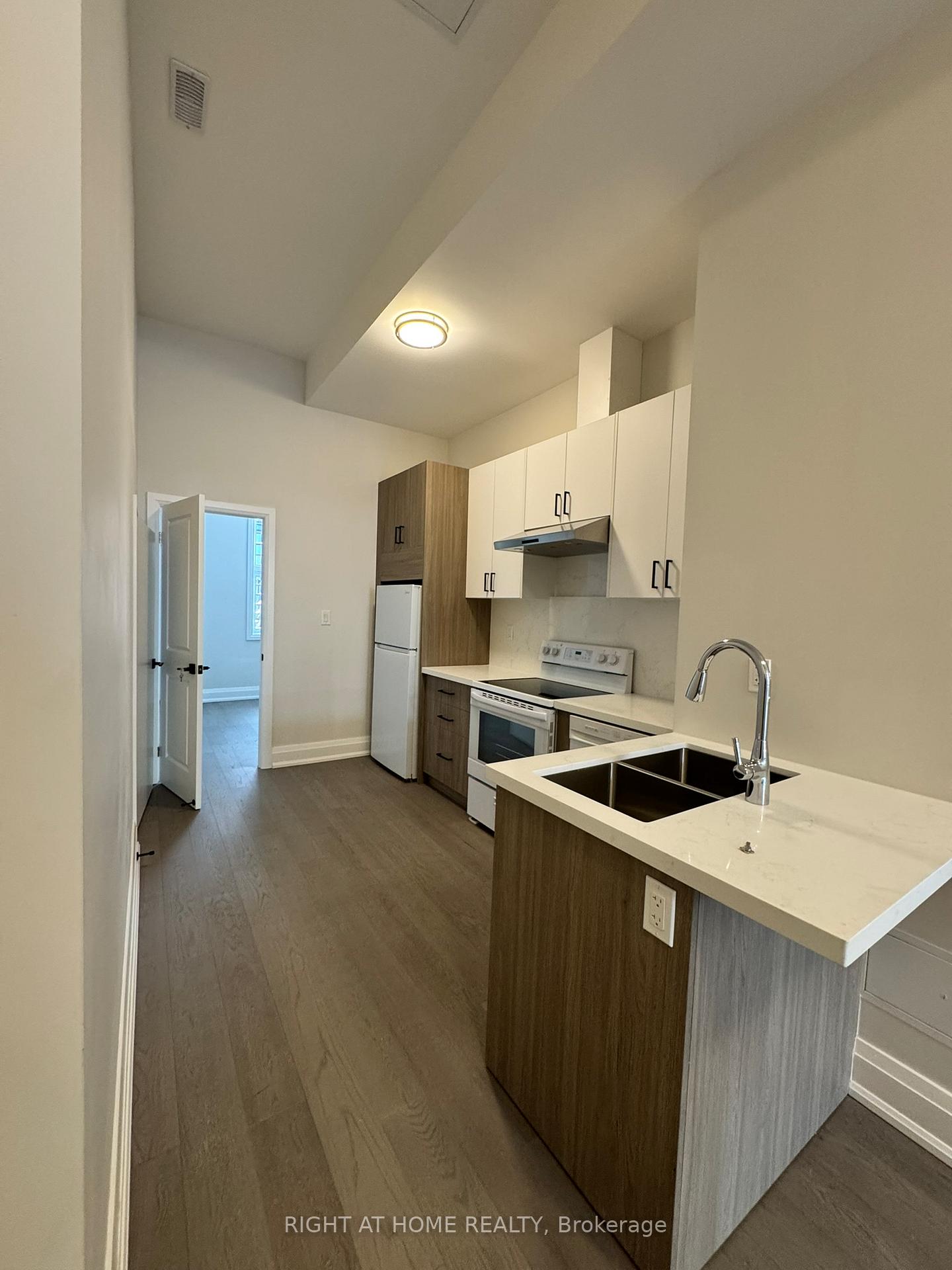 Photo 1 of Unit Lower, 592 Yonge Street, Toronto, Bay Street Corridor — HOMEH