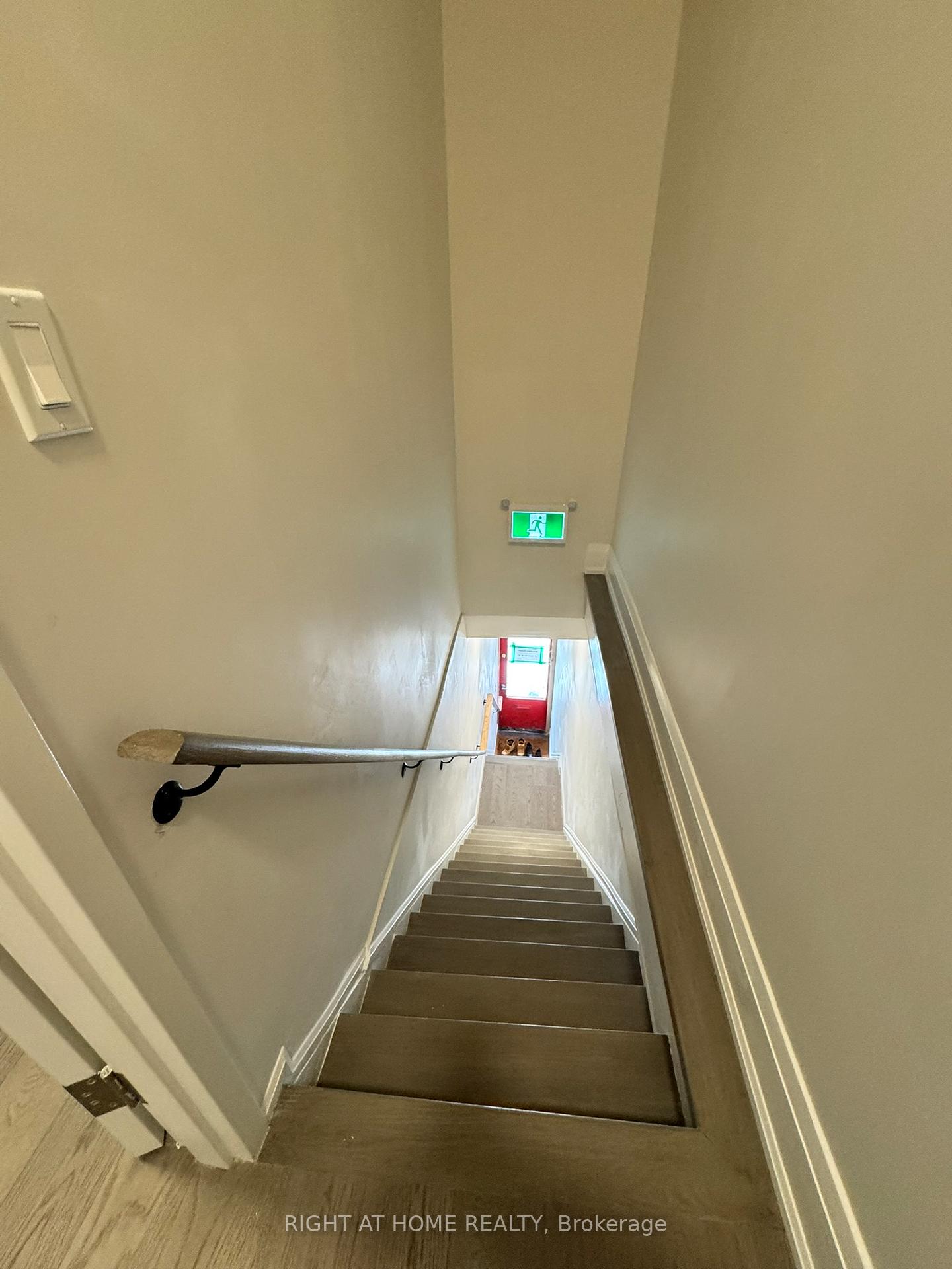 Photo 7 of Unit Lower, 592 Yonge Street, Toronto, Bay Street Corridor — HOMEH