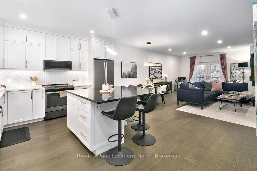 Photo 3 of Unit 207, 25 Beaver Street S, Blue Mountains — HOMEH