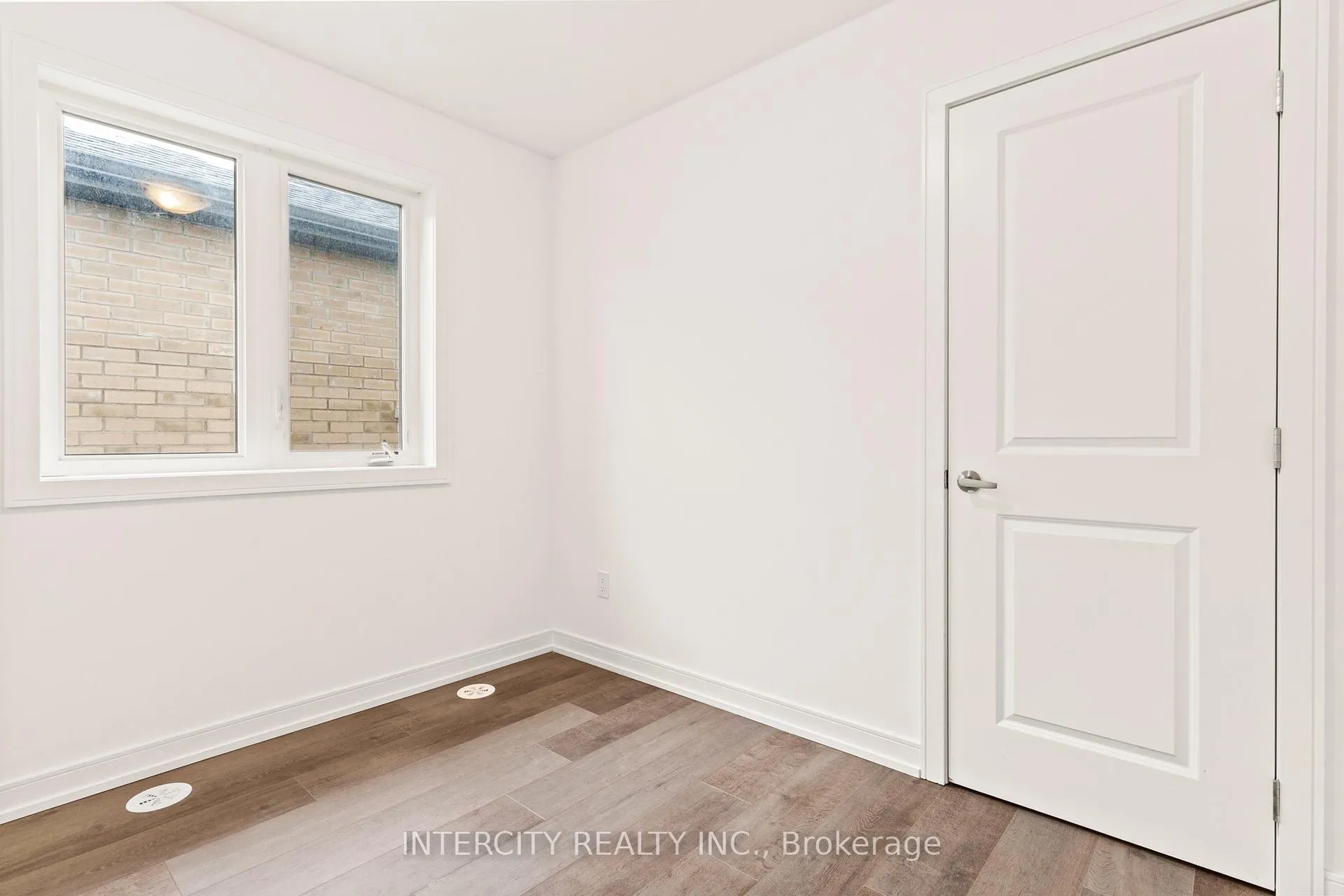 Photo 152 of 14 Blue Forest Crescent, Barrie, Innis-Shore — HOMEH