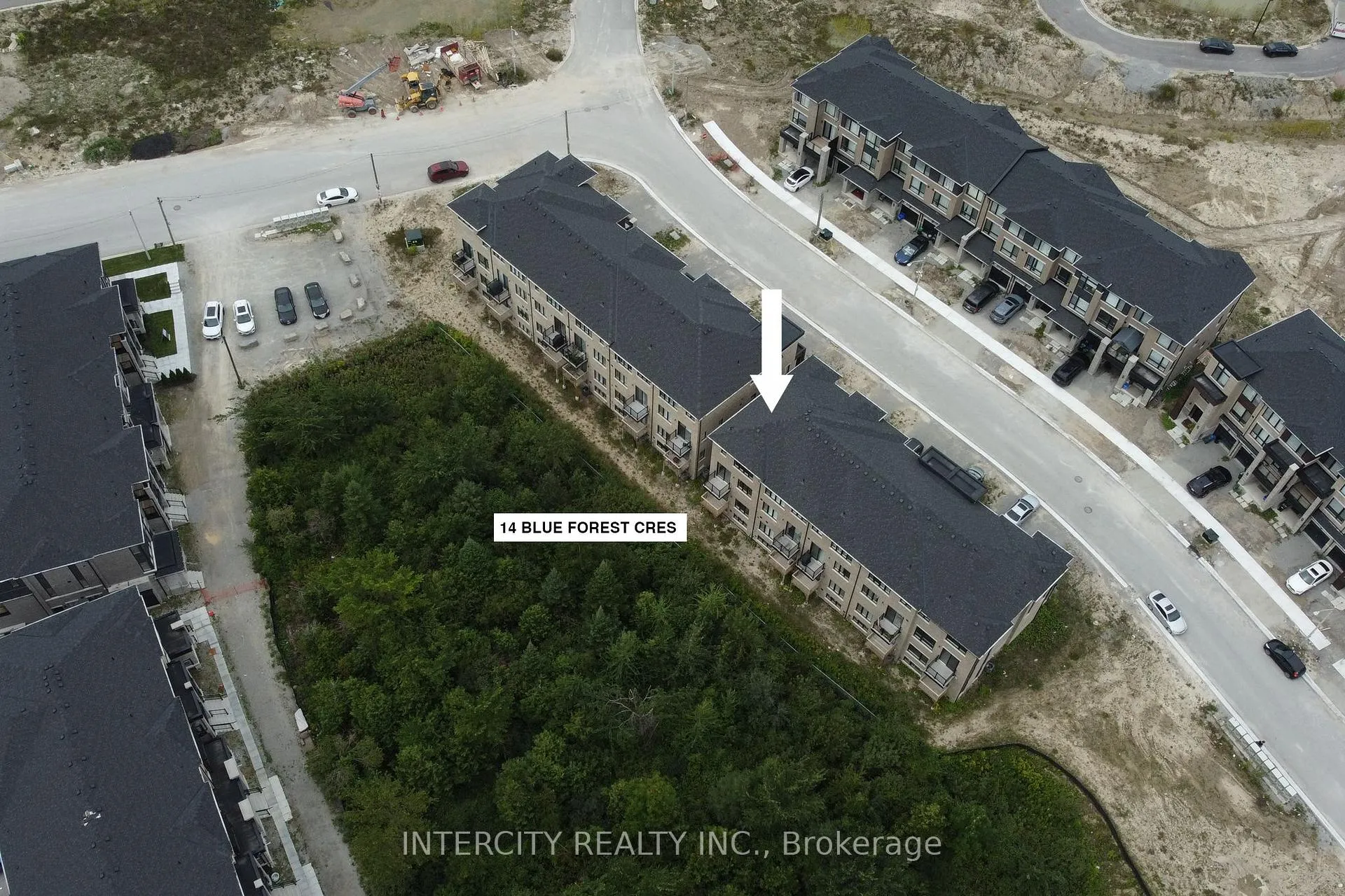 Photo 191 of 14 Blue Forest Crescent, Barrie, Innis-Shore — HOMEH