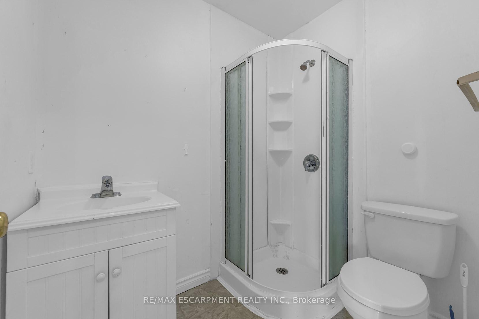 Photo 10 of 67 Summers Drive, Thorold, Confederation Heights — HOMEH