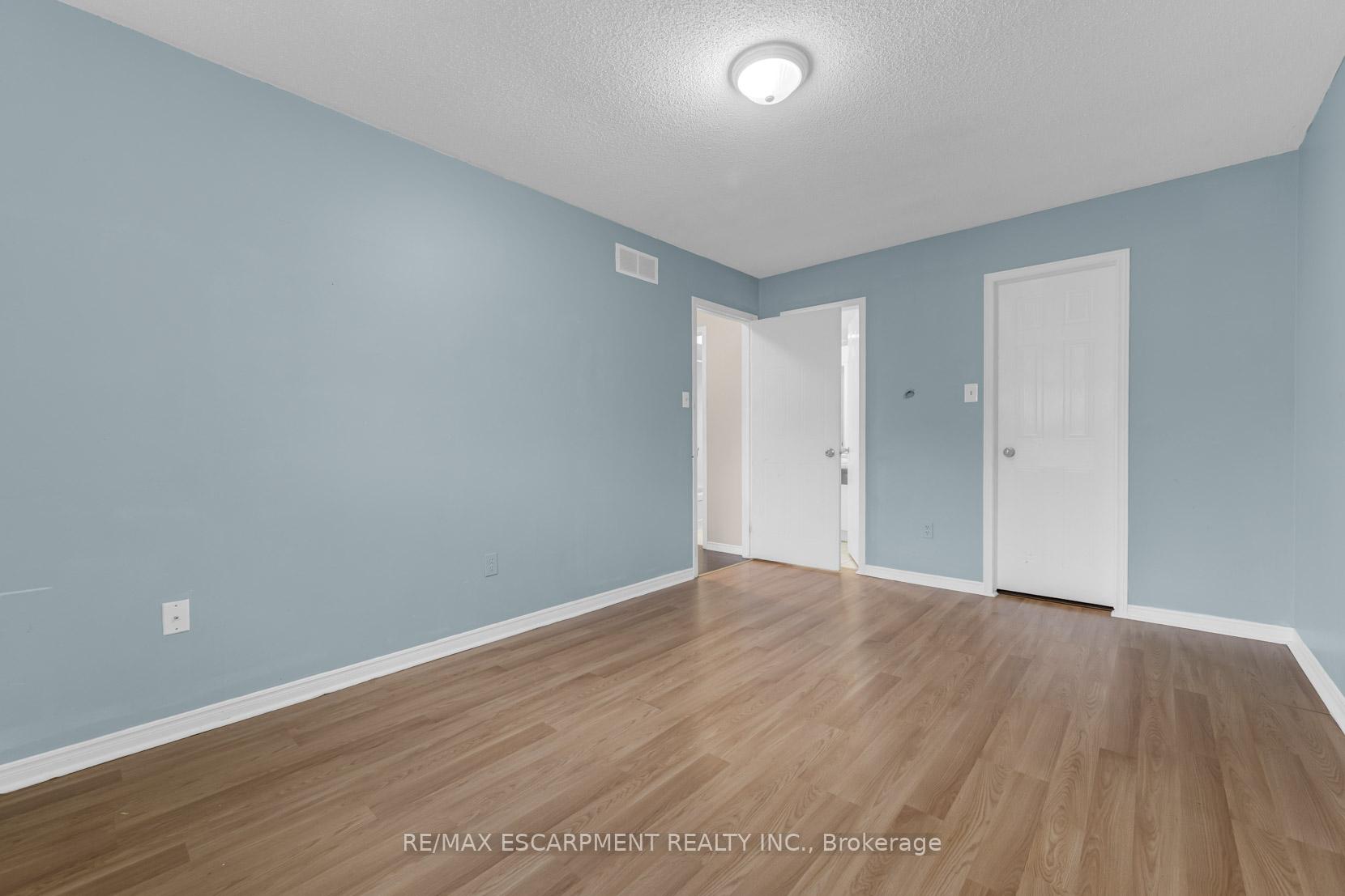 Photo 11 of 67 Summers Drive, Thorold, Confederation Heights — HOMEH