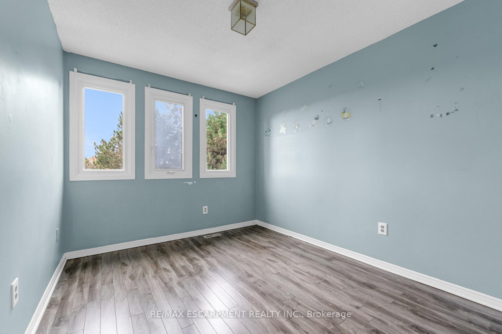Photo 13 of 67 Summers Drive, Thorold, Confederation Heights — HOMEH