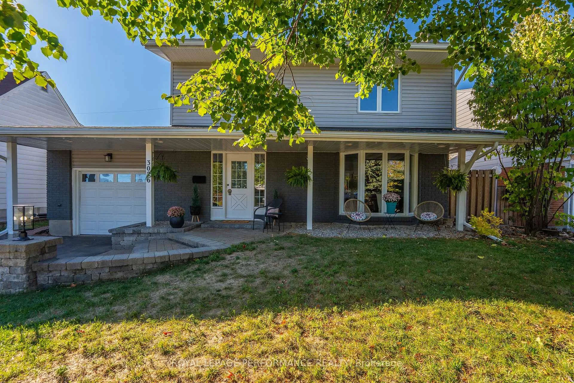 Photo 1 of 3026 Southmore Drive E, Ottawa, Riverside Park South — HOMEH