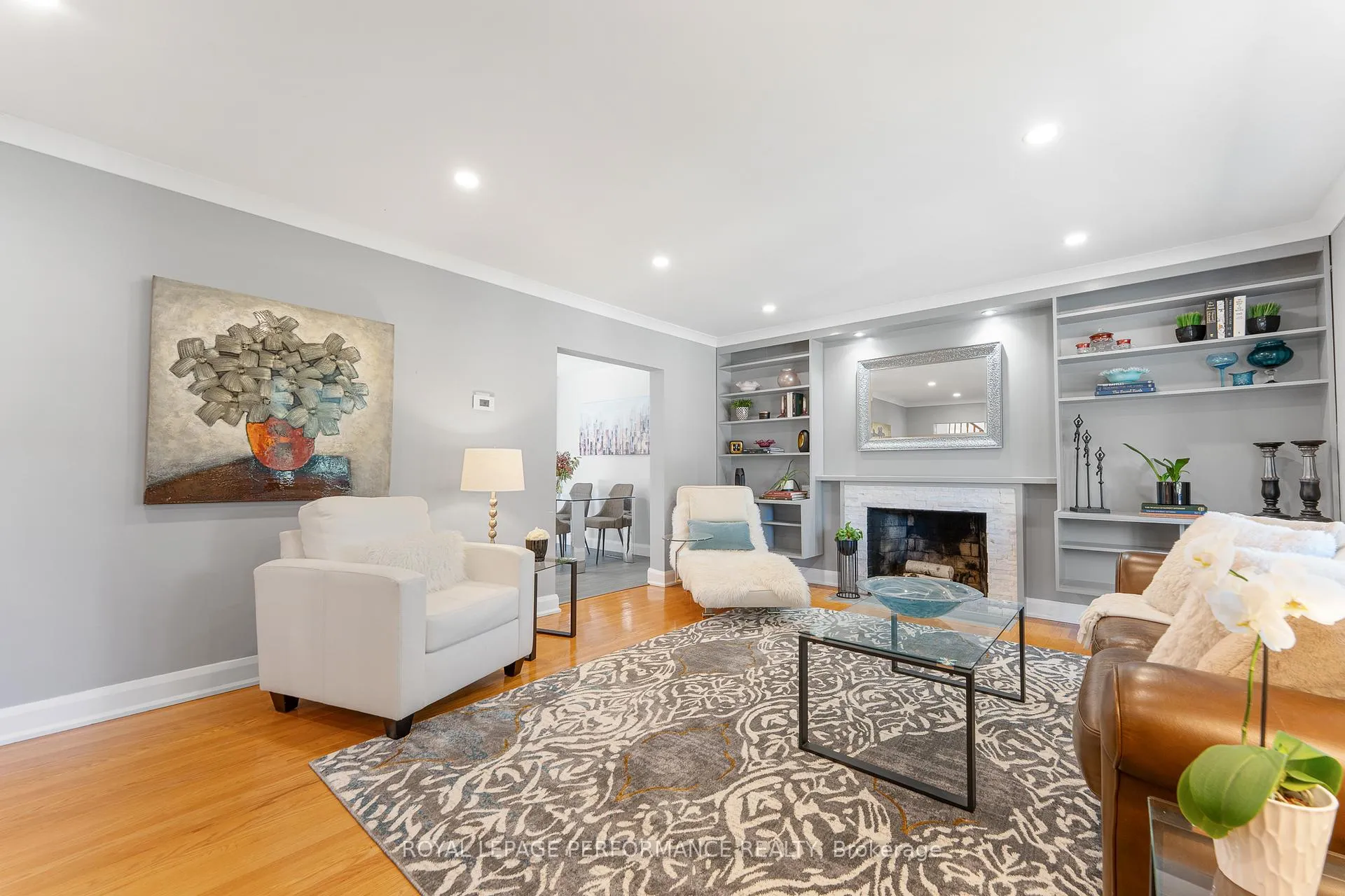 Photo 9 of 3026 Southmore Drive E, Ottawa, Riverside Park South — HOMEH