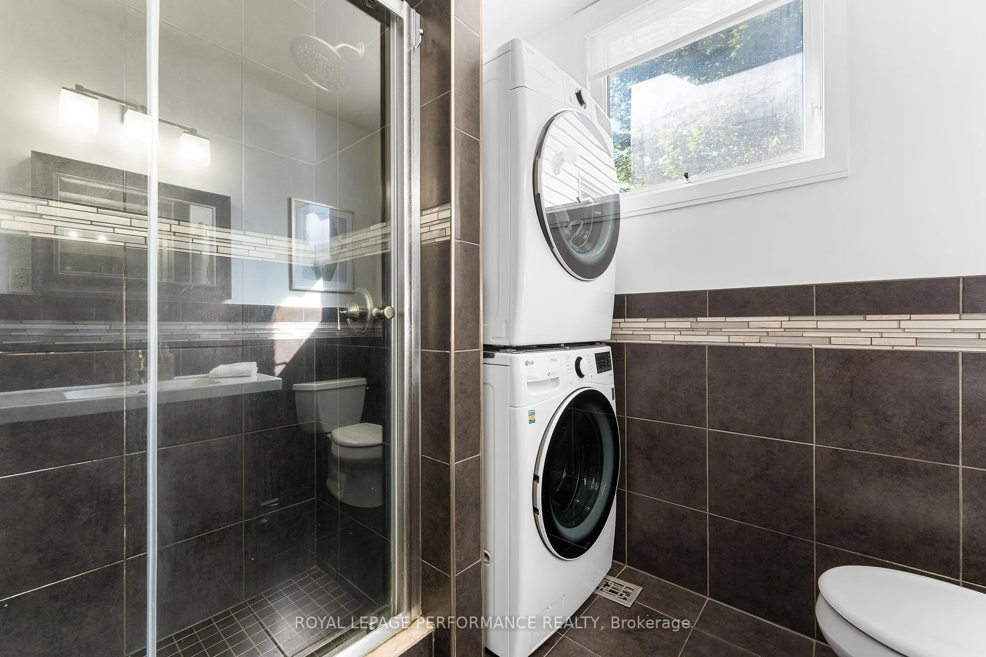 Photo 27 of 3026 Southmore Drive E, Ottawa, Riverside Park South — HOMEH