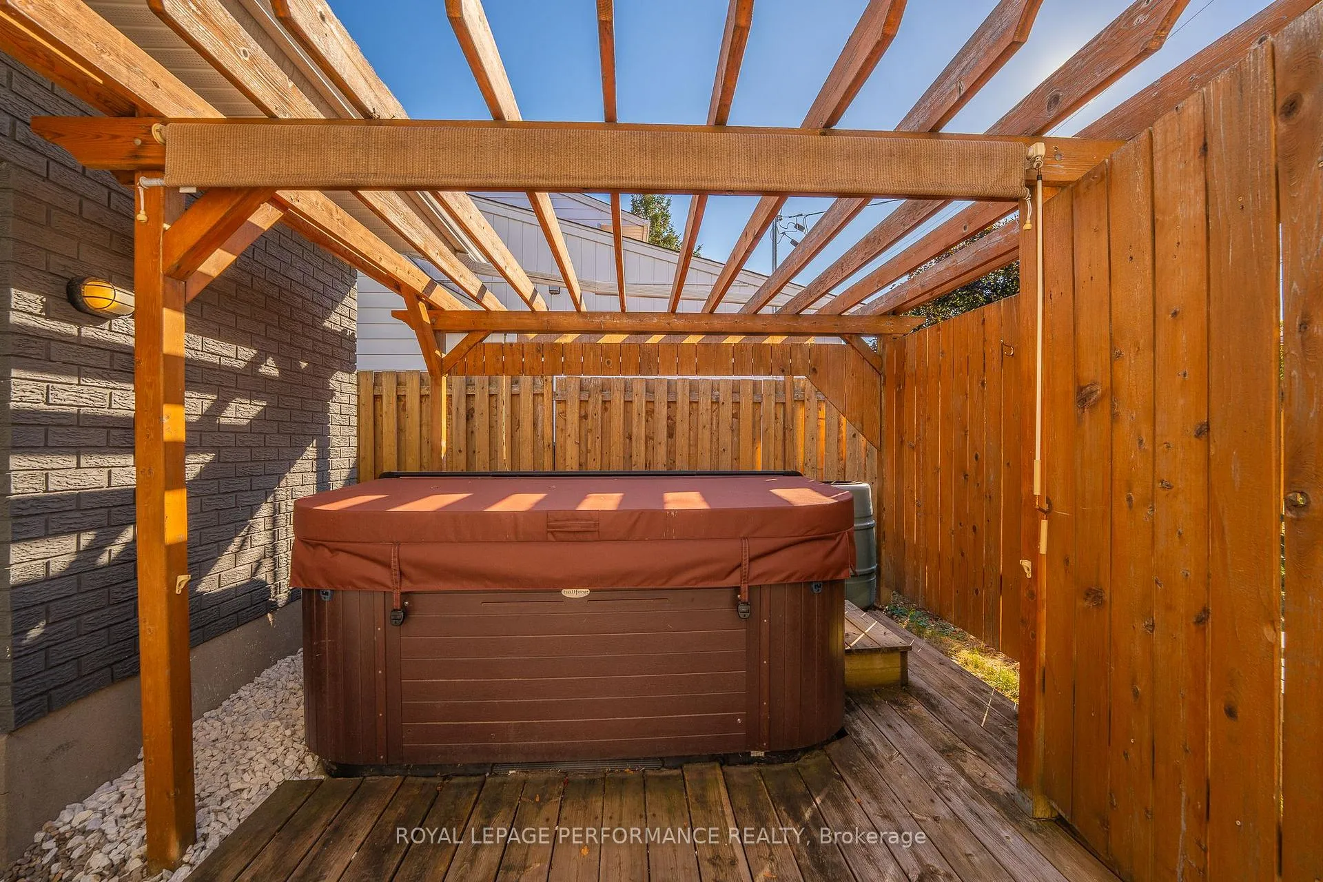 Photo 47 of 3026 Southmore Drive E, Ottawa, Riverside Park South — HOMEH
