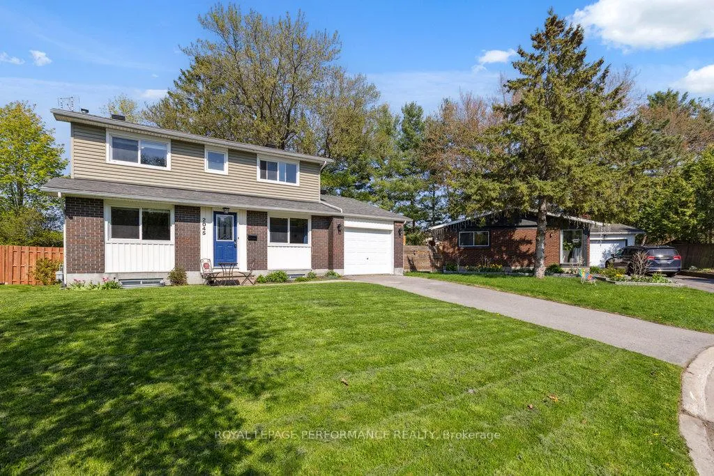 Photo 3 of 2045 Deerhurst Court, Ottawa, Beacon Hill North — HOMEH