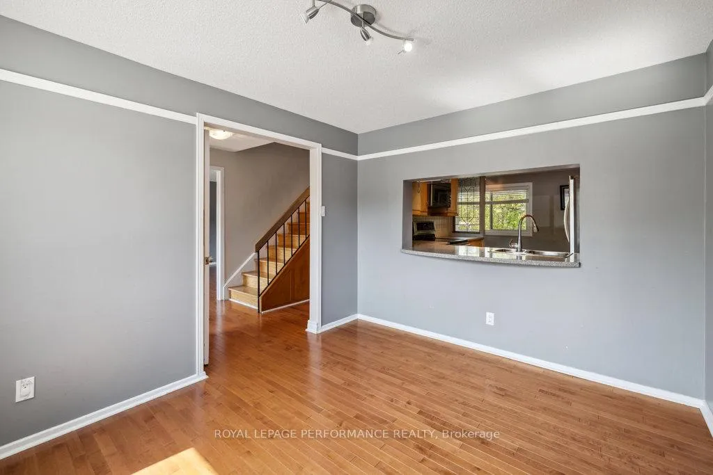 Photo 18 of 2045 Deerhurst Court, Ottawa, Beacon Hill North — HOMEH