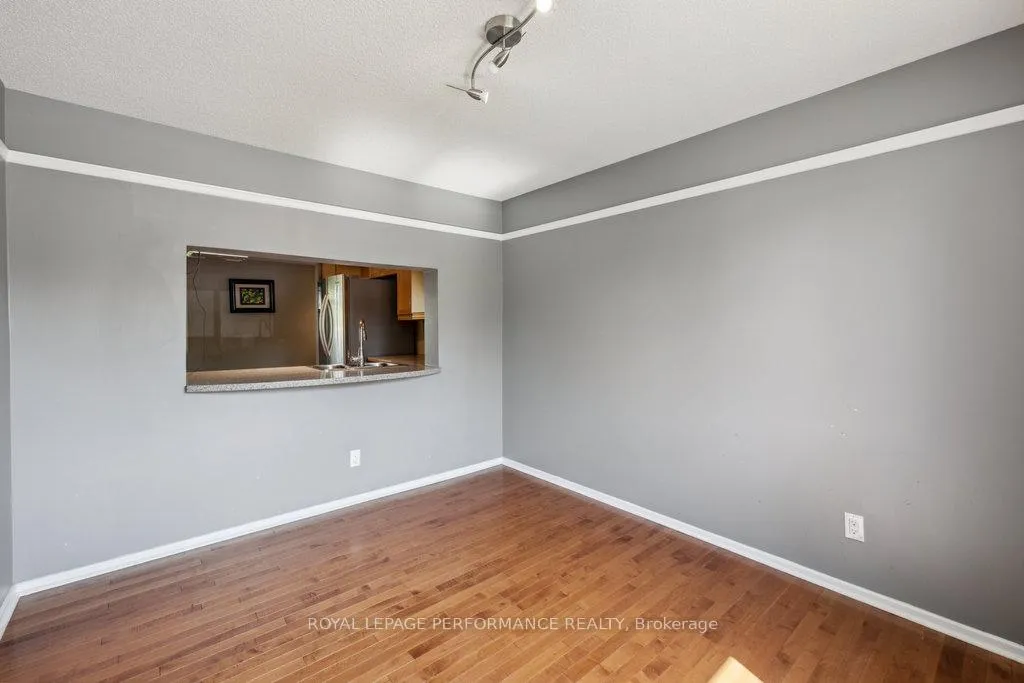 Photo 20 of 2045 Deerhurst Court, Ottawa, Beacon Hill North — HOMEH