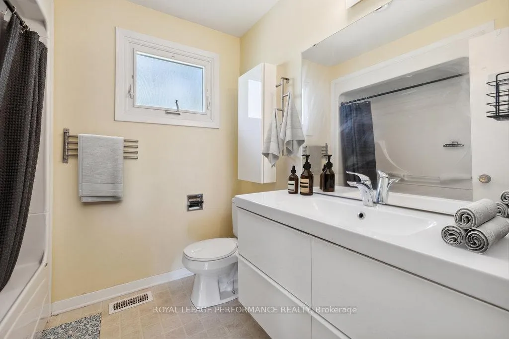 Photo 45 of 2045 Deerhurst Court, Ottawa, Beacon Hill North — HOMEH