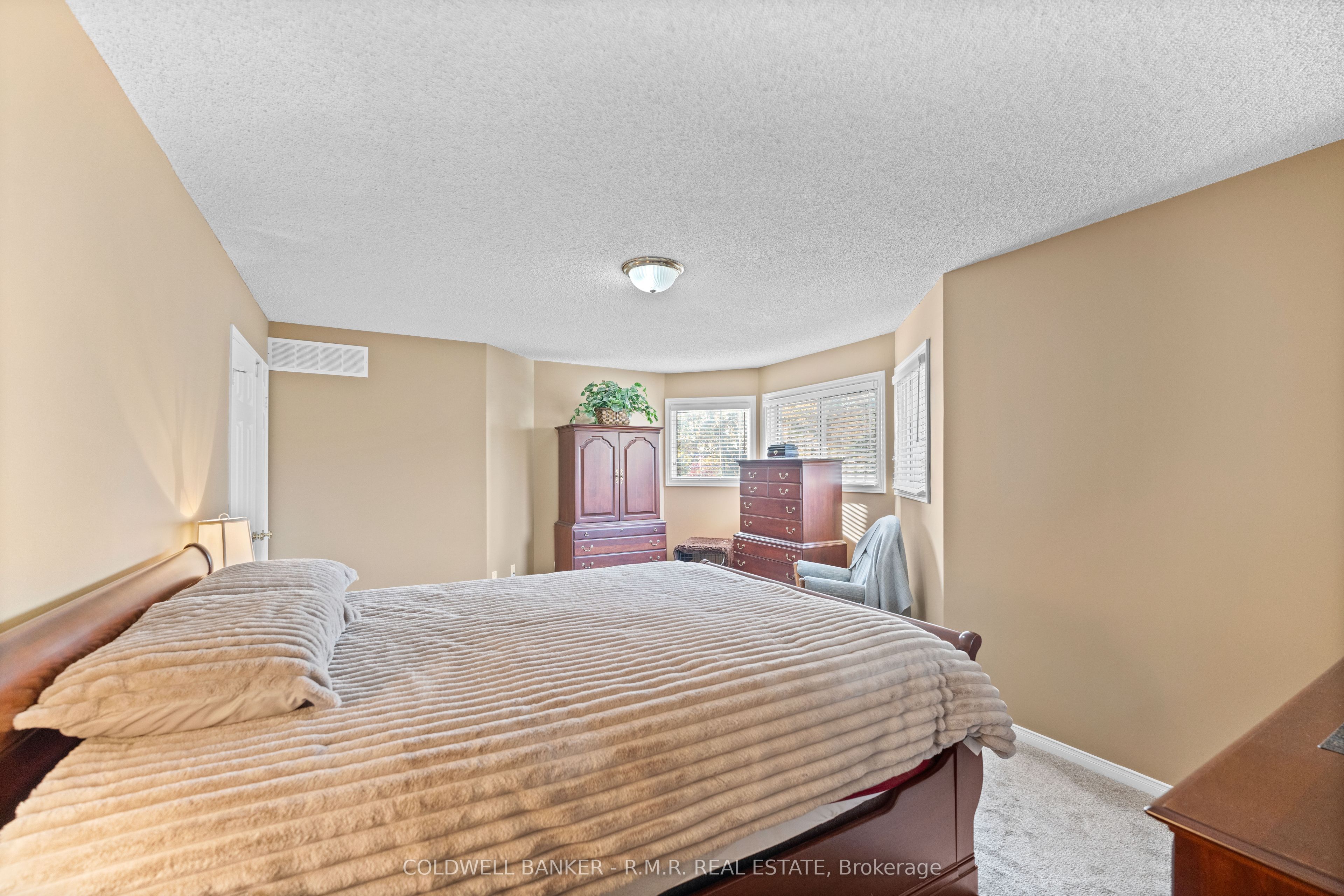 Photo 60 of 81 Willowbrook Drive, Whitby, Pringle Creek — HOMEH