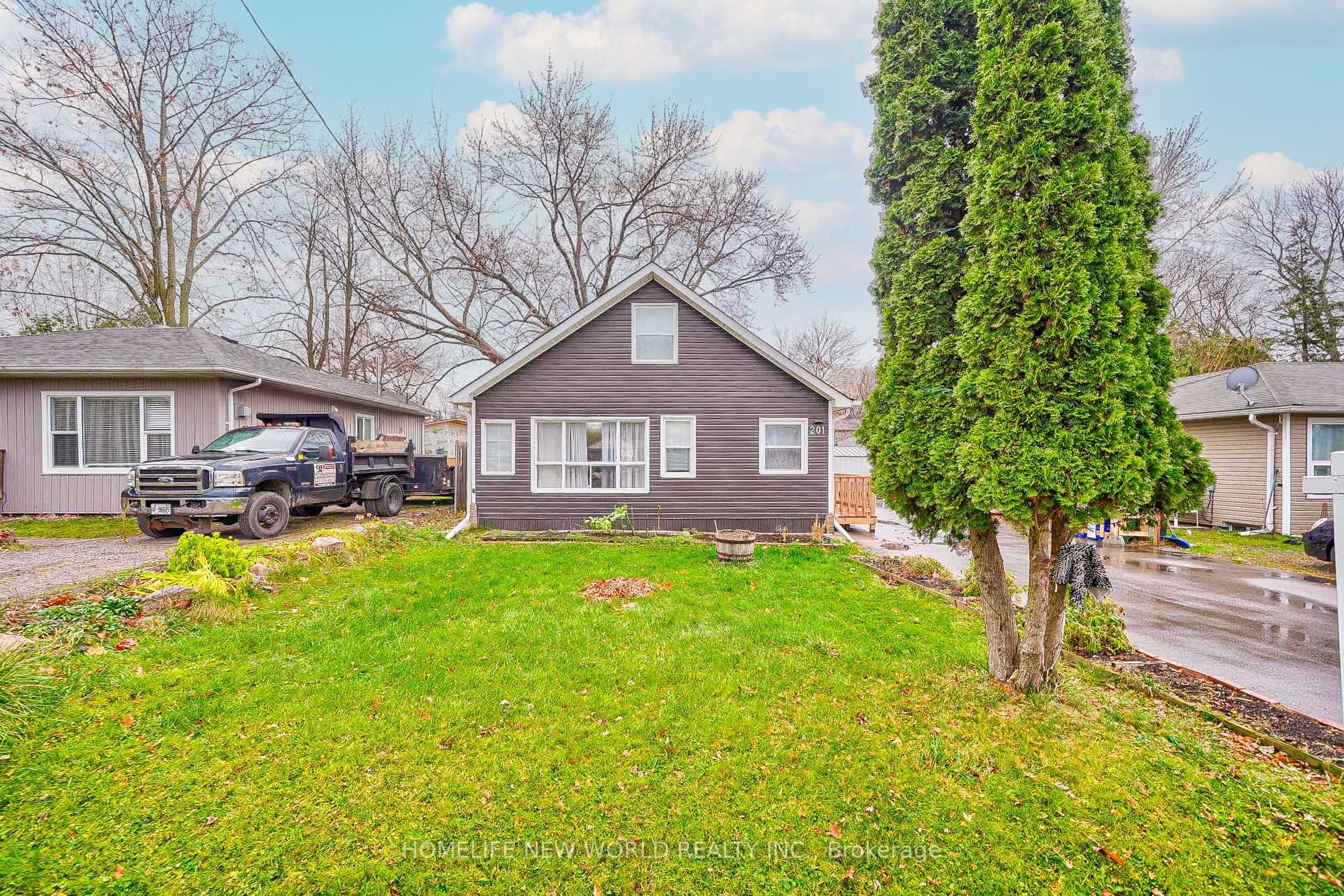 Photo 37 of 201 Pleasant Boulevard, Georgina, Keswick South — HOMEH