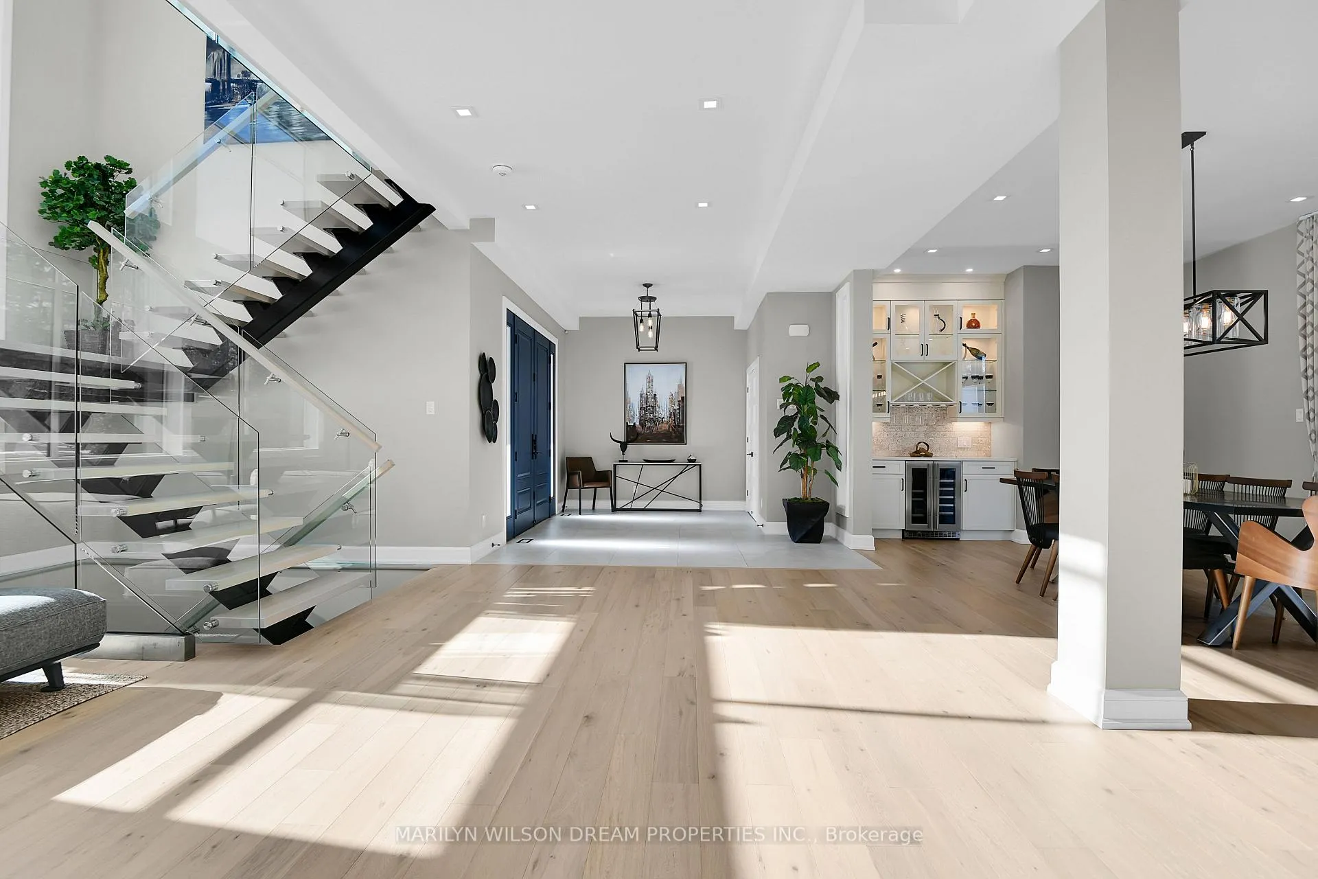 Photo 12 of 49 Rebecca Crescent, Ottawa, Rothwell Heights — HOMEH