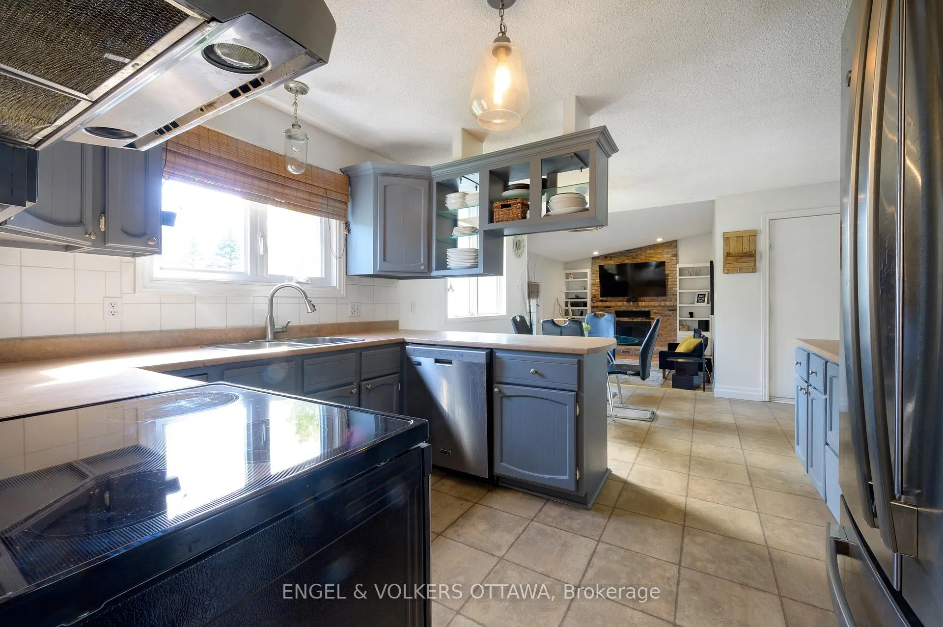 Photo 16 of 5608 Richmond Road, Ottawa, Fallowfield — HOMEH