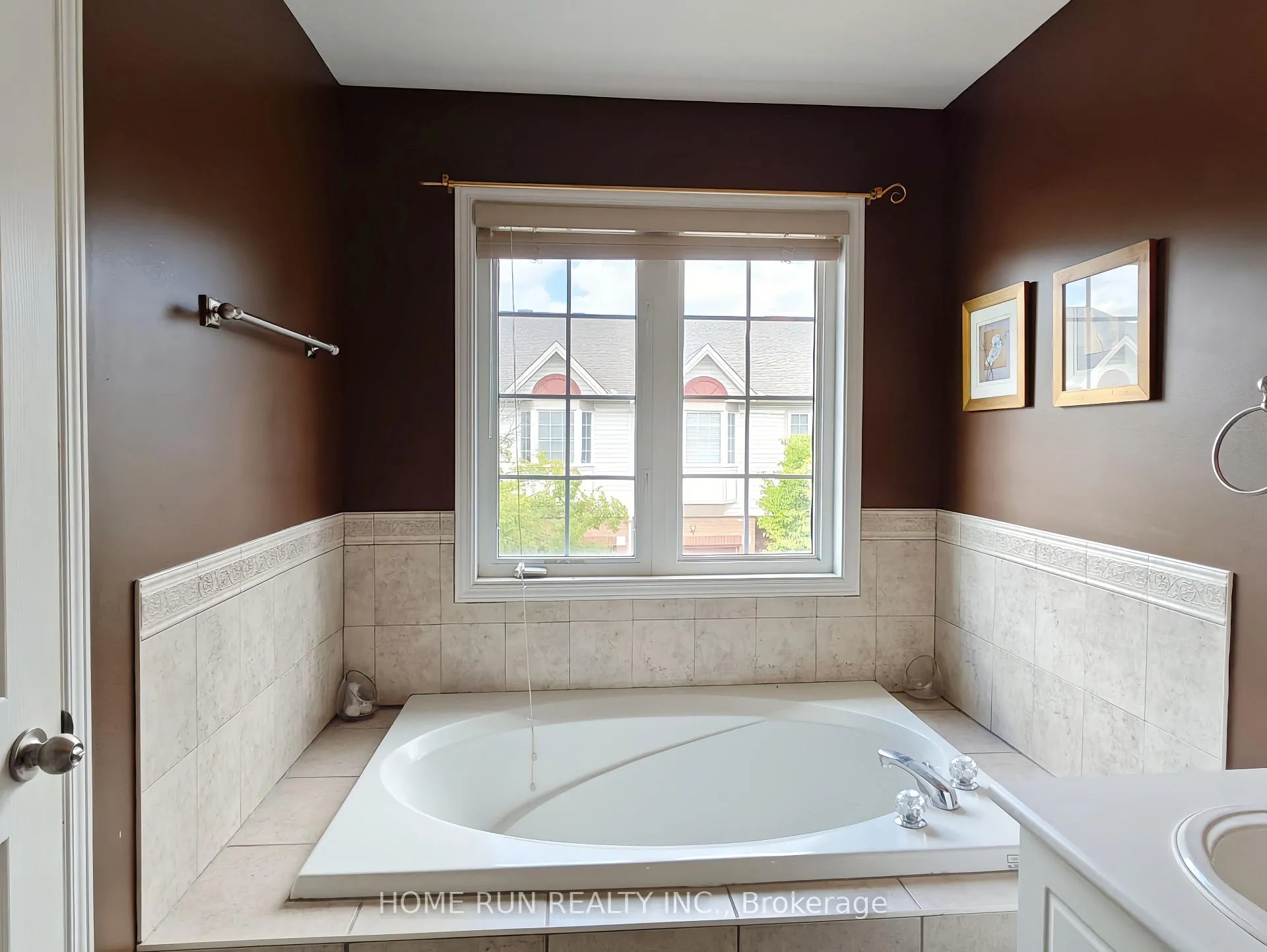 Photo 29 of Unit Unit 7, 221 Station Boulevard, Ottawa, Riverview Park — HOMEH