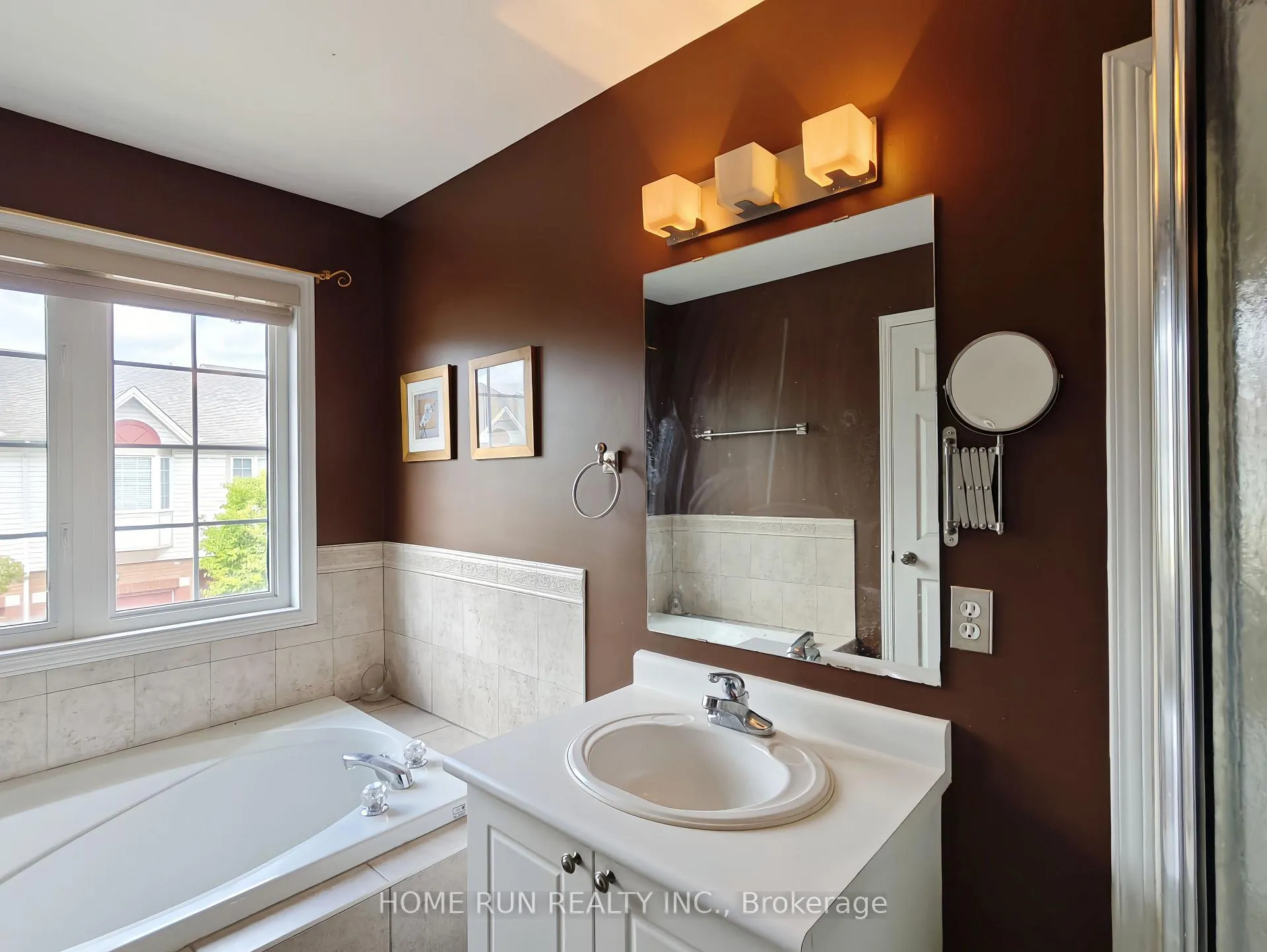 Photo 30 of Unit Unit 7, 221 Station Boulevard, Ottawa, Riverview Park — HOMEH