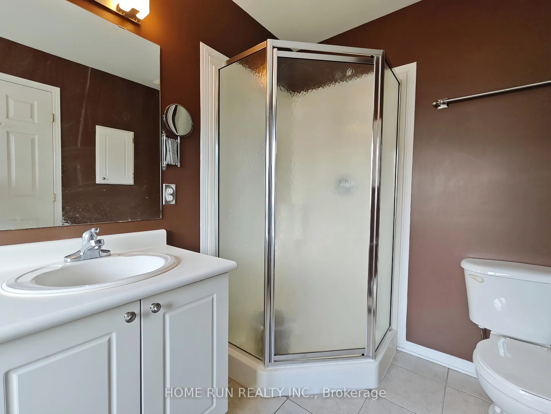 Photo 32 of Unit Unit 7, 221 Station Boulevard, Ottawa, Riverview Park — HOMEH