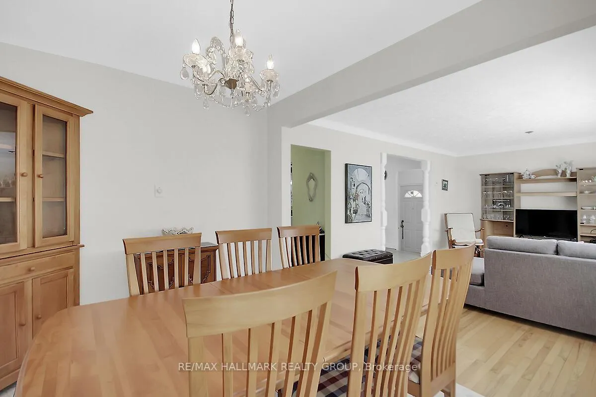 Photo 11 of 1124 Guertin Avenue, Ottawa, Billings Bridge — HOMEH