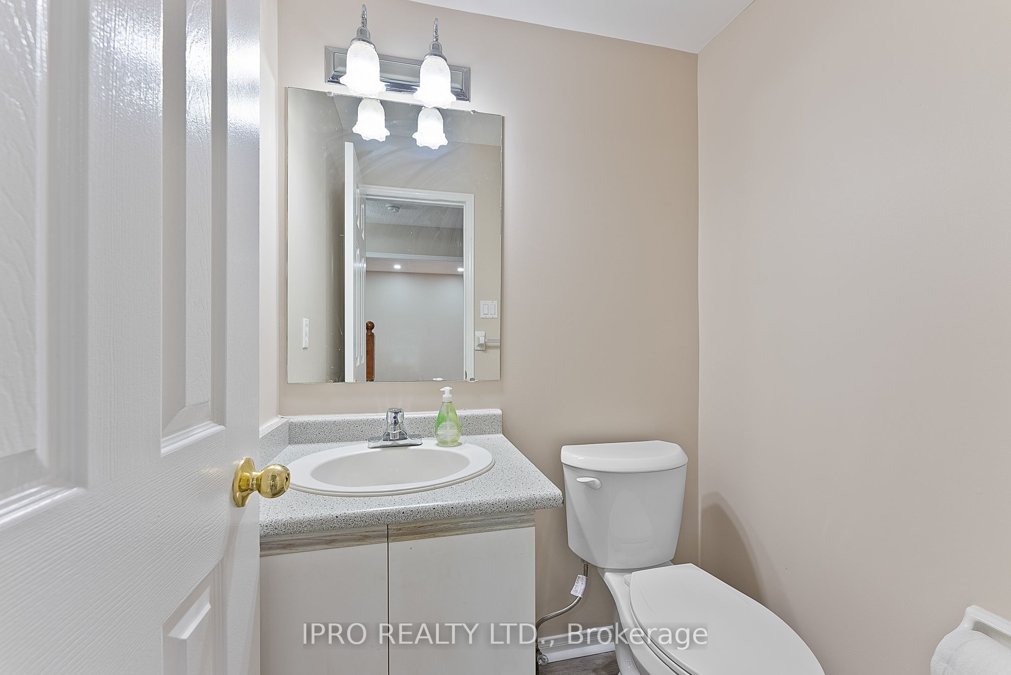 Photo 62 of 44 Bighorn Crescent, Brampton, Sandringham-Wellington — HOMEH