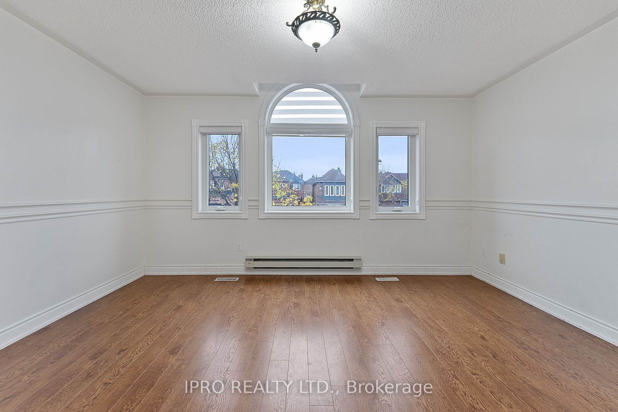 Photo 65 of 44 Bighorn Crescent, Brampton, Sandringham-Wellington — HOMEH
