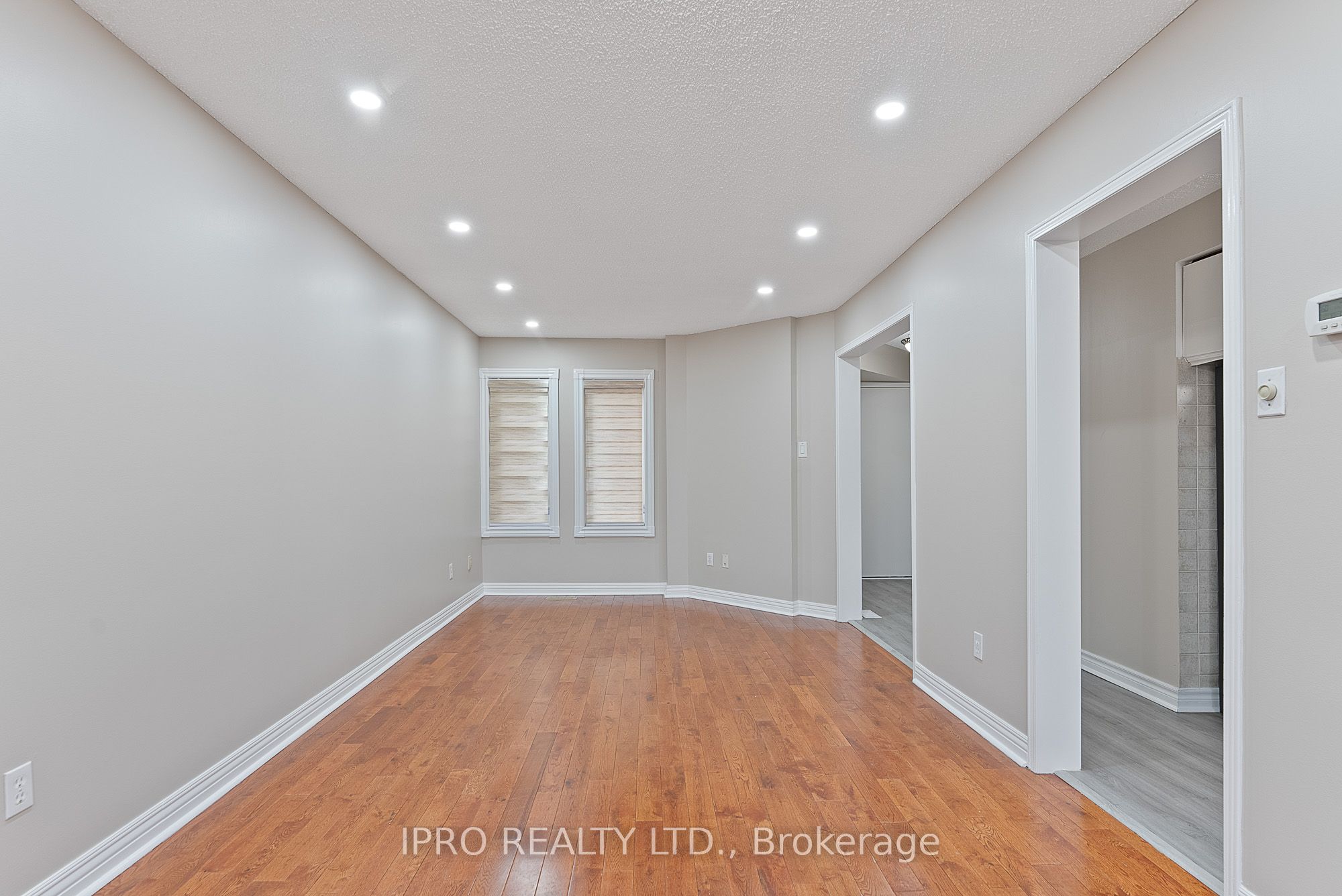 Photo 50 of 44 Bighorn Crescent, Brampton, Sandringham-Wellington — HOMEH