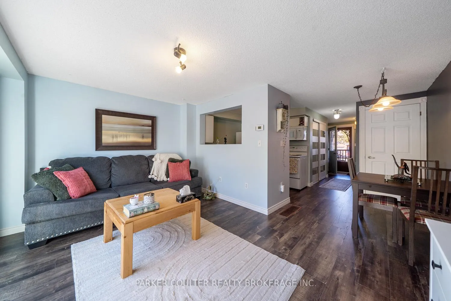 Photo 10 of 96 Lee Crescent, Barrie, Holly — HOMEH