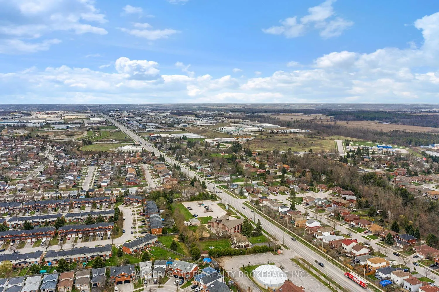 Photo 20 of 96 Lee Crescent, Barrie, Holly — HOMEH