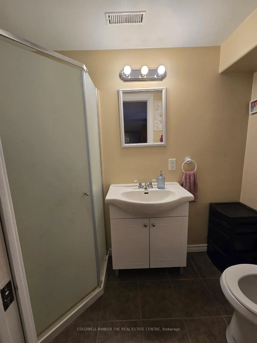 Photo 7 of Unit Lower, 12 D'ambrosio Drive, Barrie, Painswick North — HOMEH