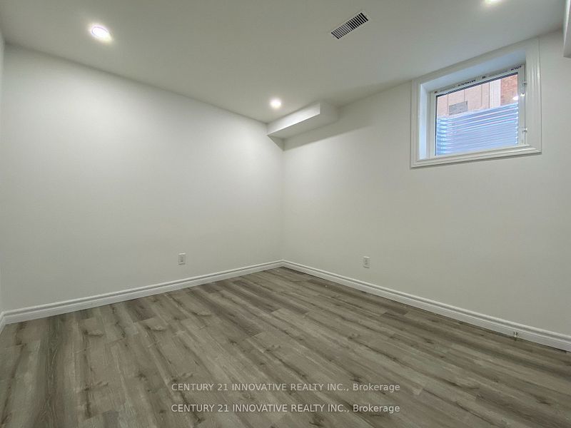 Photo 29 of Unit Bmst, 75 Lafayette Boulevard, Whitby, Williamsburg — HOMEH