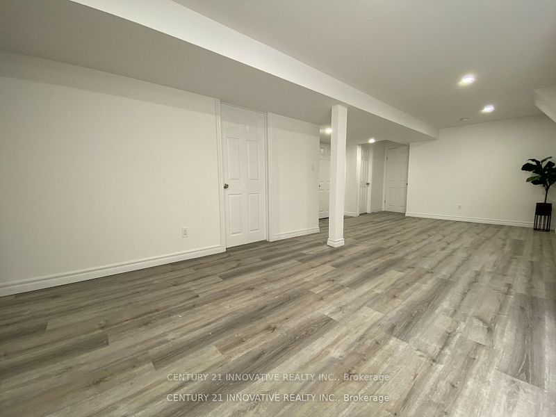 Photo 20 of Unit Bmst, 75 Lafayette Boulevard, Whitby, Williamsburg — HOMEH