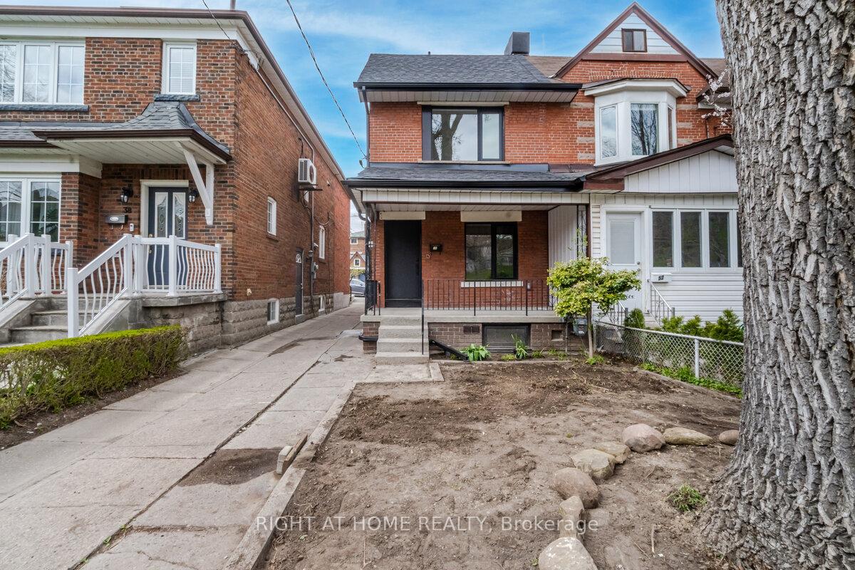 Photo 2 of Unit Basmnt, 50 Roxton Road, Toronto, Trinity-Bellwoods — HOMEH