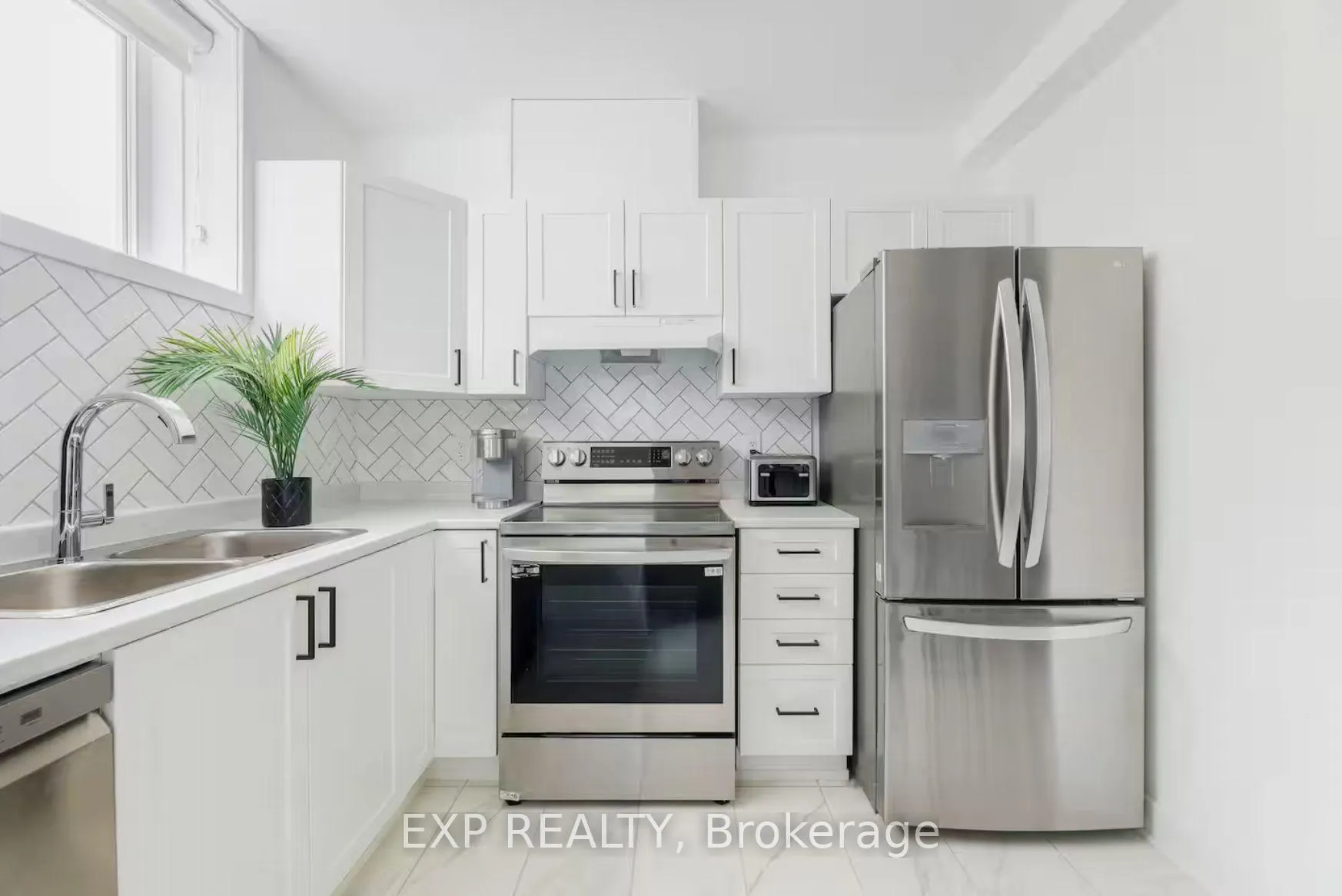 Photo 8 of Unit B, 38 Dun Skipper Drive, Ottawa, Blossom Park/Kemp Park/Findlay Creek — HOMEH