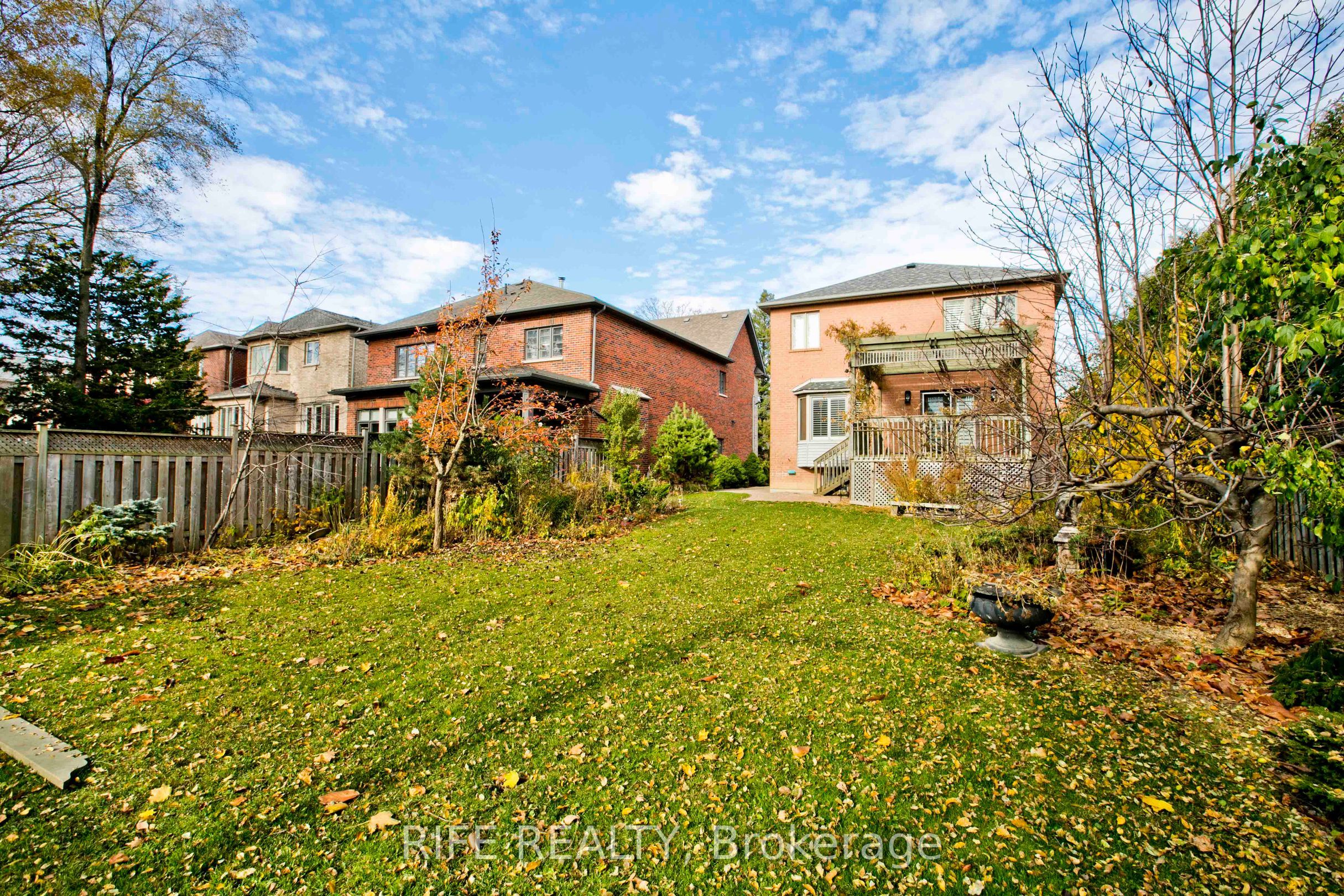 Photo 78 of 573 Old Orchard Grove, Toronto, Bedford Park-Nortown — HOMEH