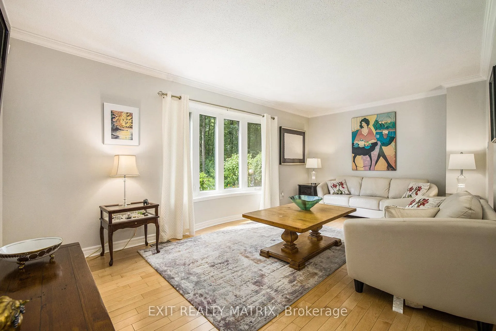 Photo 8 of 30 Glen Park Drive, Ottawa, Blackburn Hamlet (South) — HOMEH