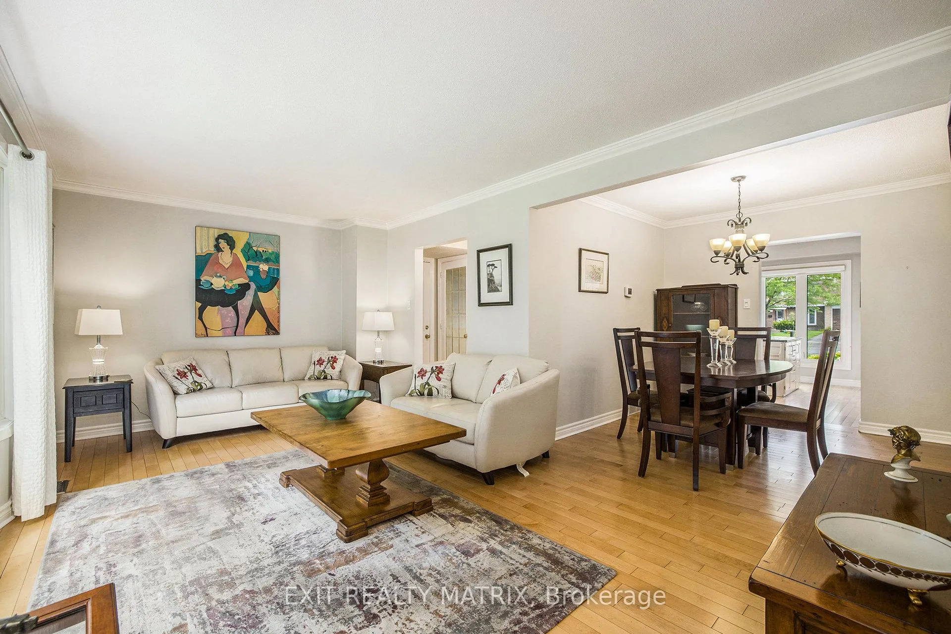 Photo 9 of 30 Glen Park Drive, Ottawa, Blackburn Hamlet (South) — HOMEH